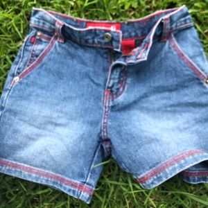 cargo denim shorts with pink detail